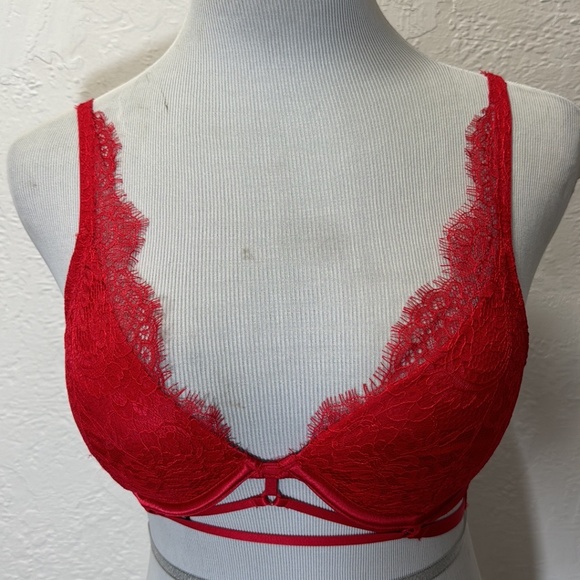 Victoria’s Secret Bra Very Sexy Lightly Lined Plunge Red Women's 32C/C70 - Picture 2 of 10